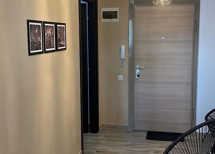 Summer Breeze Nord Apartment Mamaia